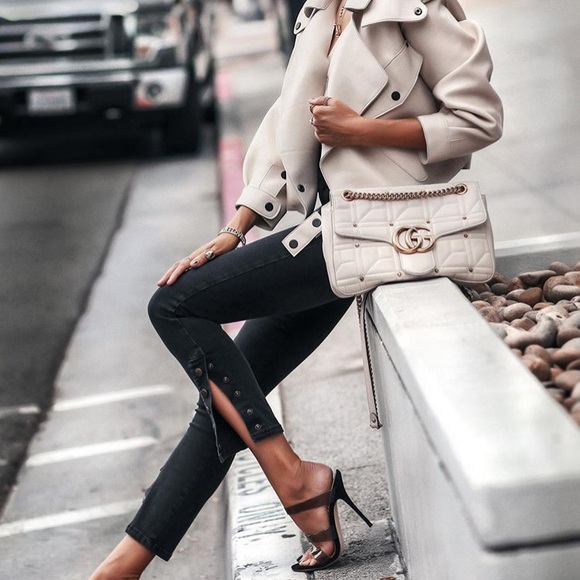 Meet your Posher, Rakel - Picture 1 of 1